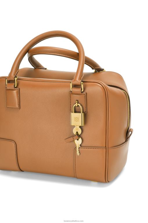 Loewe Women Amazona 19 square bag in nappa calfskin 206XF167 Warm Desert - Image 11