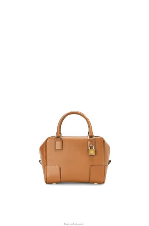loewe_women_amazona_19_square_bag_in_nappa_calfskin_206xf167_warm_desert.jpg Loewe Women Amazona 19 square bag in nappa calfskin 206XF167 Warm Desert - Image 1