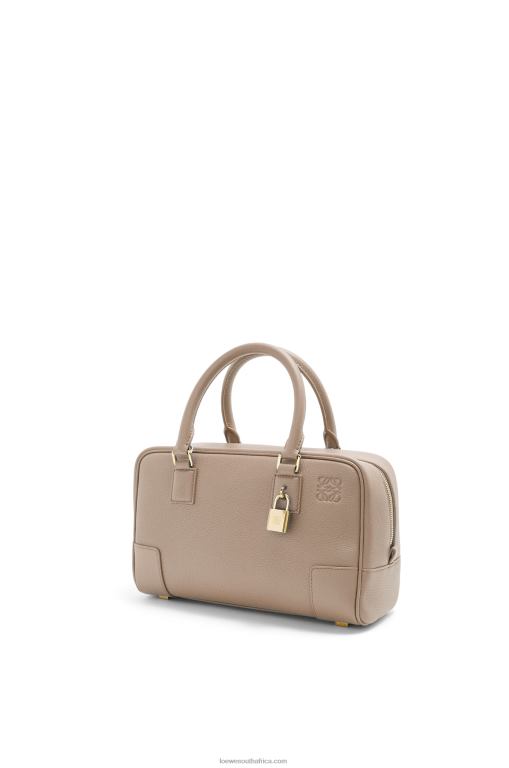 Loewe Women Amazona 23 bag in soft grained calfskin 206XF154 Sand - Image 2