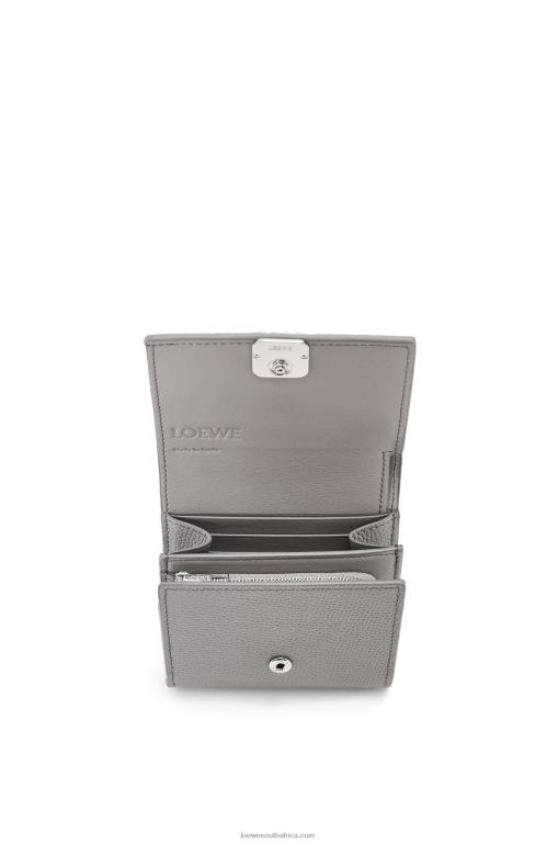 Loewe Women Anagram compact flap wallet in pebble grain calfskin 206XF1207 Pearl Grey - Image 4