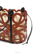 Loewe Women Anagram cut-out tote in calfskin 206XF127 Tan - Image 5