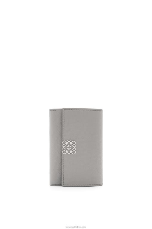 Loewe Women Anagram small vertical wallet in pebble grain calfskin 206XF1208 Pearl Grey - Image 1