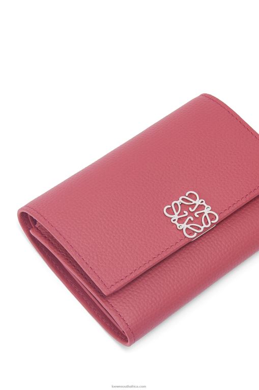 Loewe Women Anagram small vertical wallet in pebble grain calfskin 206XF1240 Plumrose - Image 5