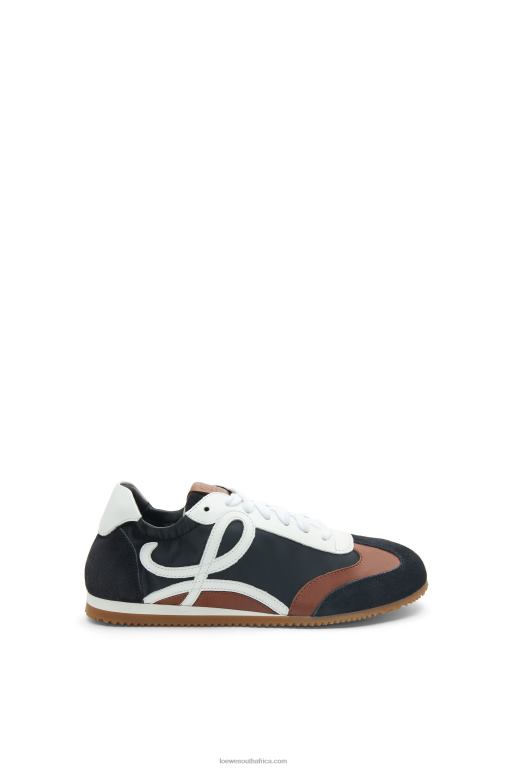 loewe_women_ballet_runner_in_nylon_and_calfskin_206xf667_black_white.jpg Loewe Women Ballet Runner in nylon and calfskin 206XF667 Black/White - Image 1