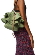 Loewe Women Balloon Ruffles bag in raffia and calfskin 206XF66 Green/Tan - Image 2