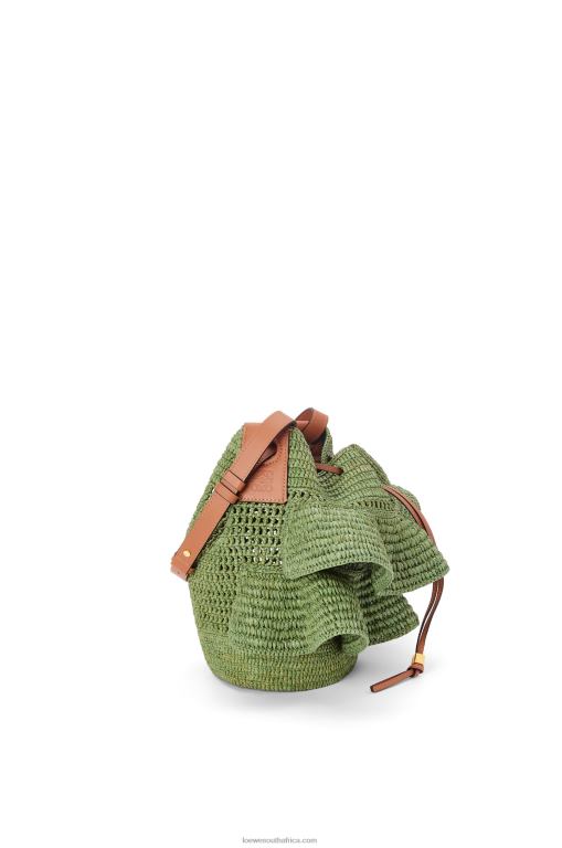 Loewe Women Balloon Ruffles bag in raffia and calfskin 206XF66 Green/Tan - Image 3
