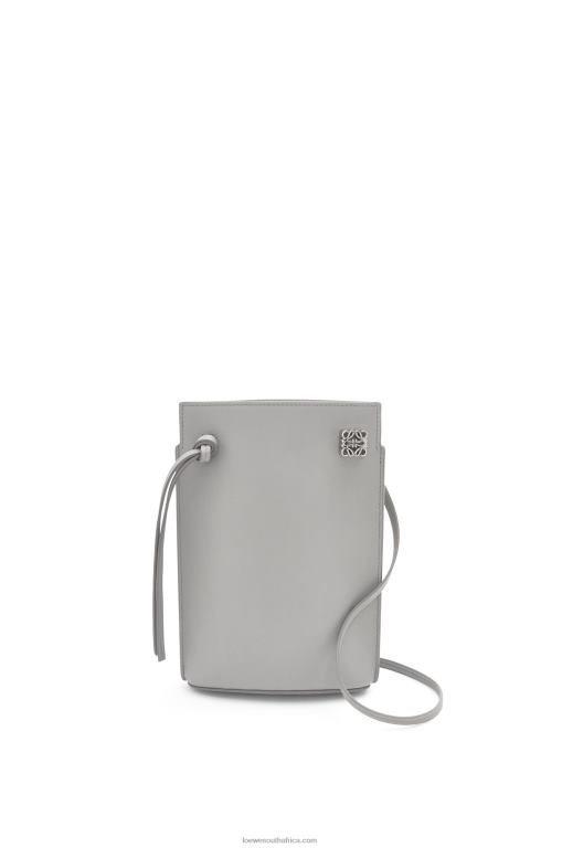 loewe_women_dice_pocket_in_classic_calfskin_206xf572_pearl_grey.jpg Loewe Women Dice pocket in classic calfskin 206XF572 Pearl Grey - Image 1