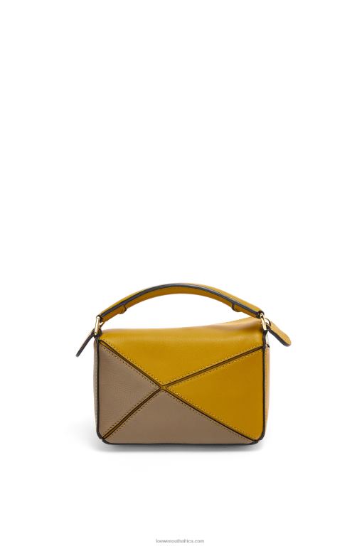 Loewe Women Mini Puzzle bag in classic calfskin 206XF277 Ochre/Soft White - Image 4