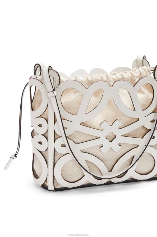 Loewe Women Small Anagram cut-out tote in box calfskin 206XF187 Soft White - Image 6