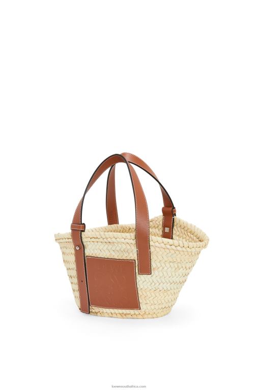 Loewe Women Small Basket bag in palm leaf and calfskin 206XF20 Natural/Tan - Image 3