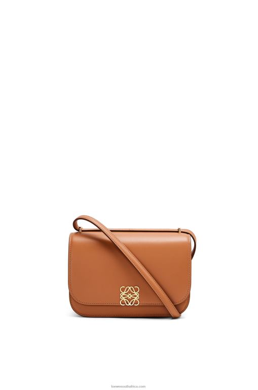 loewe_women_small_goya_bag_in_silk_calfskin_206xf280_tan.jpg Loewe Women Small Goya bag in silk calfskin 206XF280 Tan - Image 1