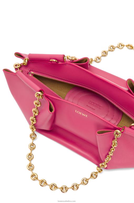 Loewe Women Small Paseo bag in shiny nappa calfskin with chain 206XF420 Magenta - Image 6