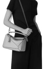 Loewe Women Small Puzzle bag in classic calfskin 206XF516 Ash Grey/Marble Green - Image 2