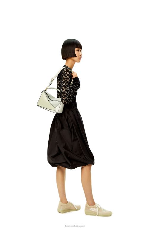 Loewe Women Small Puzzle bag in classic calfskin 206XF516 Ash Grey/Marble Green - Image 9