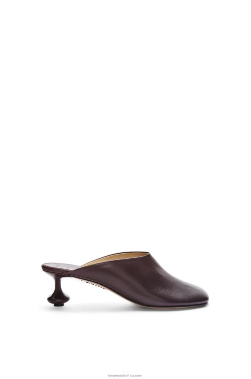 loewe_women_toy_mule_in_goatskin_206xf738_burgundy.jpg Loewe Women Toy mule in goatskin 206XF738 Burgundy - Image 1